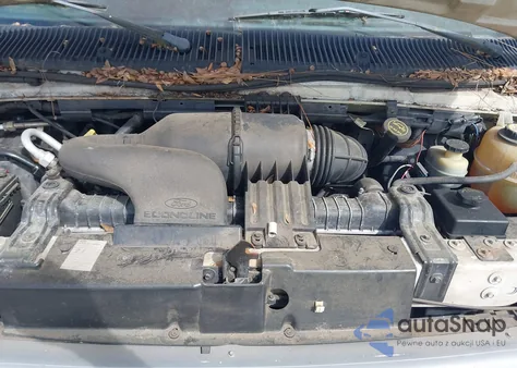 2002 Ford E-150 Commercial/Recreational from USA, damaged, VIN 1FTRE14252HA70382